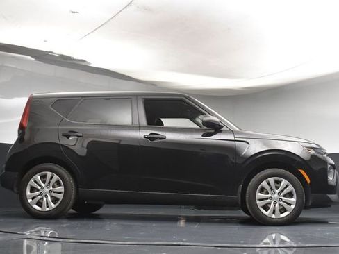 Certified 2020 Kia Soul LX FWD image 37
