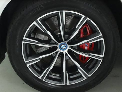 Used 2024 BMW X5 xDrive50e w/ Executive Package AWD/4WD image 39