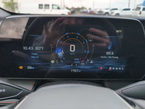 Used 2025 Chevrolet Equinox RS w/ Safety and Technology Package FWD image 12