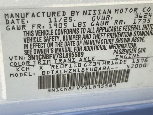 New 2025 Nissan Versa SR image 16