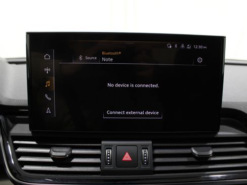 Used 2021 Audi Q5 Prestige w/ Prestige Package image 17