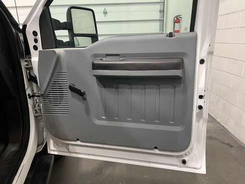 Used 2016 Ford F250 XL image 26