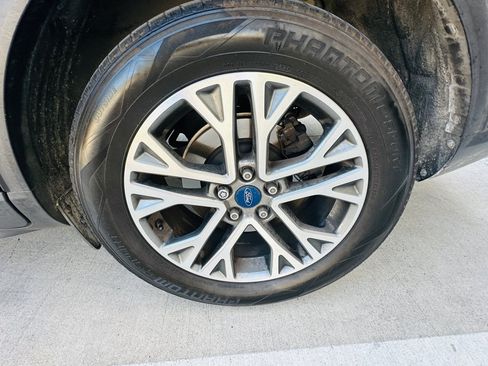 Used 2020 Ford Escape SEL FWD image 33