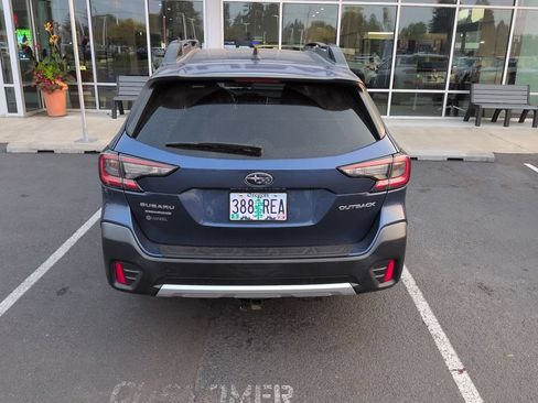 Used 2020 Subaru Outback Limited AWD/4WD image 5
