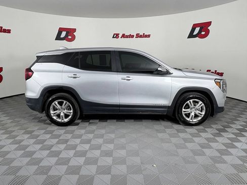 Used 2022 GMC Terrain SLE FWD image 8