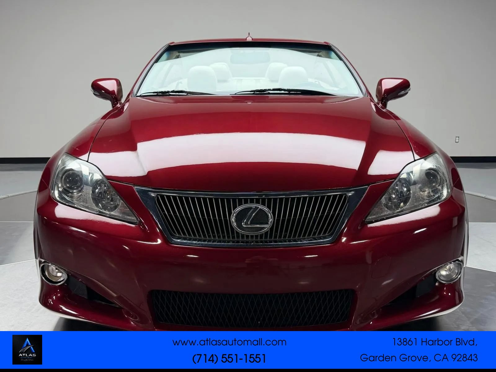 Used 2010 Lexus IS 250C w/ Luxury Pkg RWD image 3