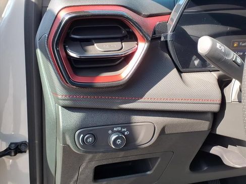 New 2026 Chevrolet TrailBlazer RS w/ Convenience Package AWD/4WD image 15