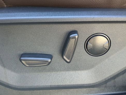 Certified 2025 Ford Expedition Max King Ranch image 30