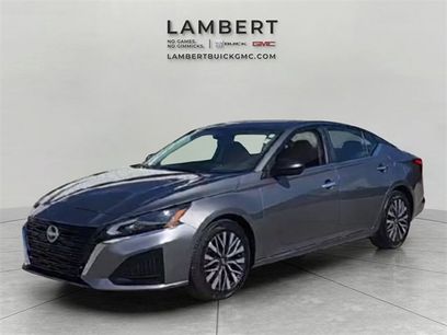 Used 2025 Nissan Altima 2.5 SV