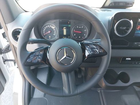 New 2025 Mercedes-Benz Sprinter 2500 image 13
