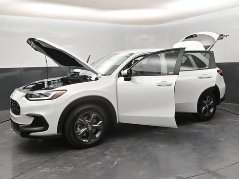 Used 2027 Honda HR-V LX image 30