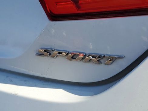 Used 2018 Honda Accord Sport image 7