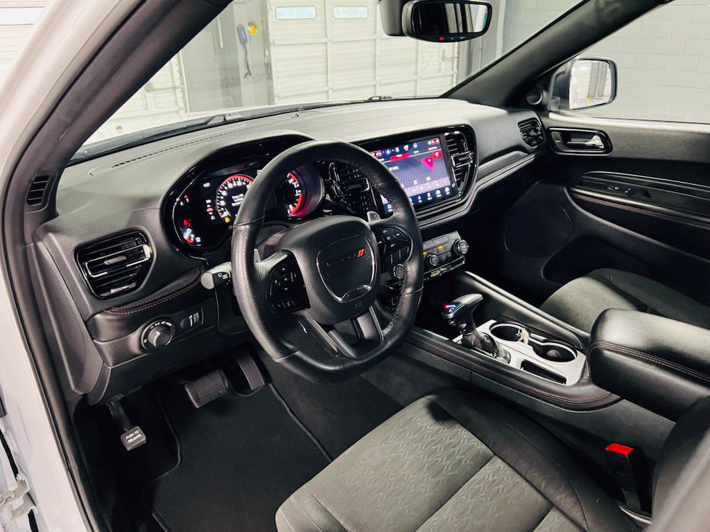 Used 2025 Dodge Durango GT RWD image 22