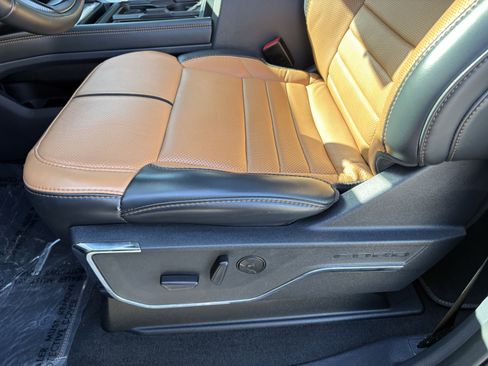 Used 2024 Ford F250 Platinum image 24