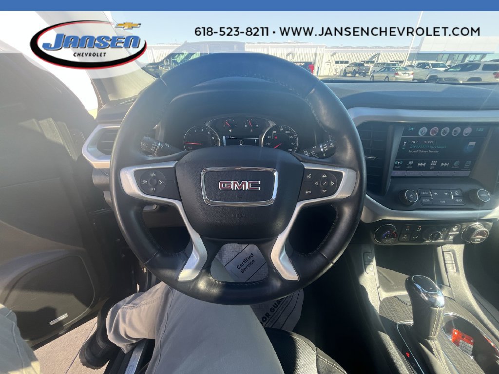 Used 2017 GMC Acadia SLT FWD image 12