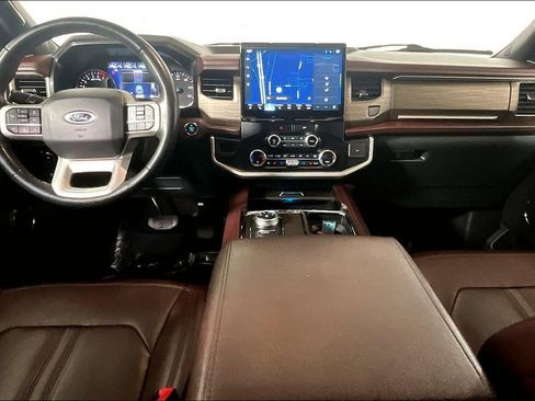 Used 2023 Ford Expedition Max Limited image 15