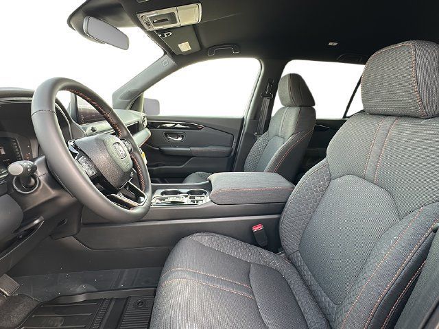 New 2026 Honda Pilot Sport image 11