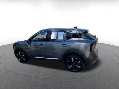 Used 2026 Nissan Kicks SR AWD/4WD image 10