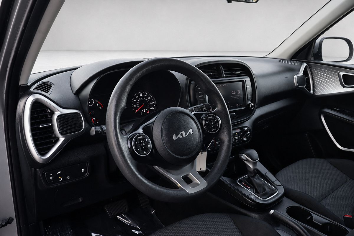 Used 2022 Kia Soul LX w/ Technology Package FWD image 25