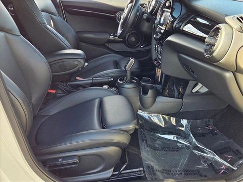 Used 2020 MINI Cooper S image 21