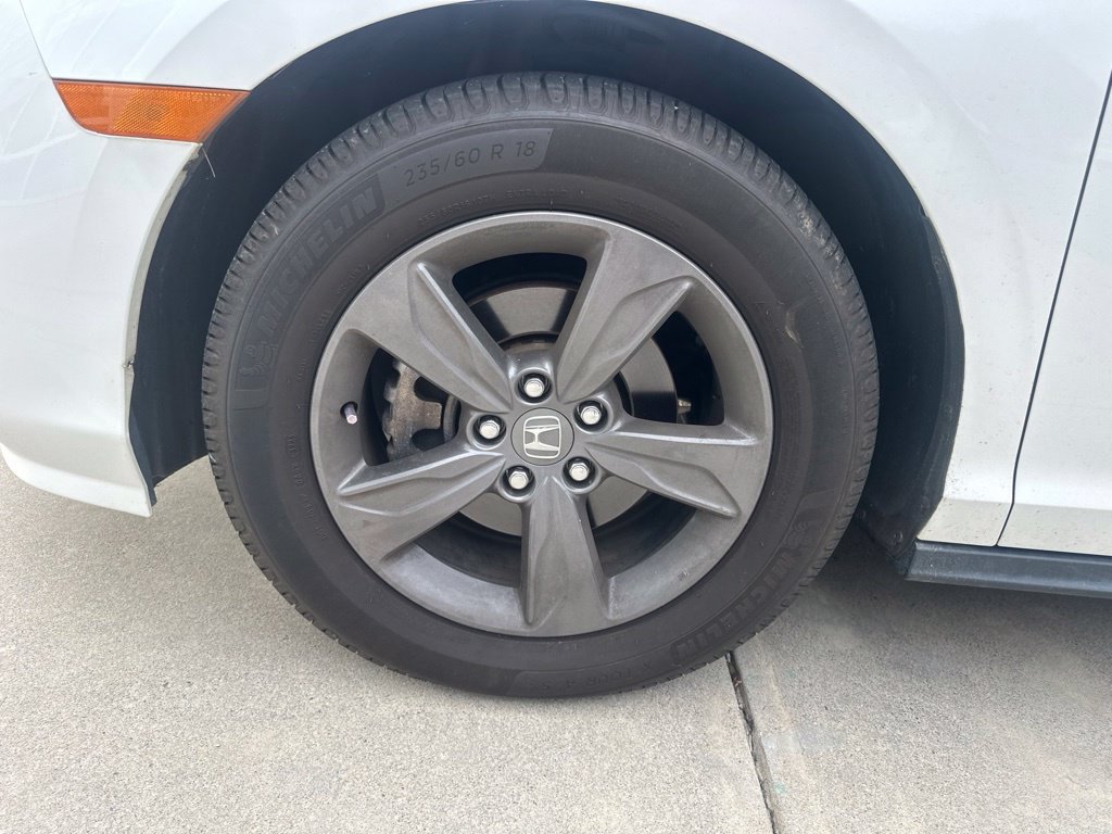 Used 2021 Honda Odyssey EX image 16