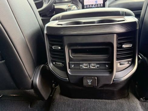 Used 2024 RAM 1500 Laramie AWD/4WD image 17