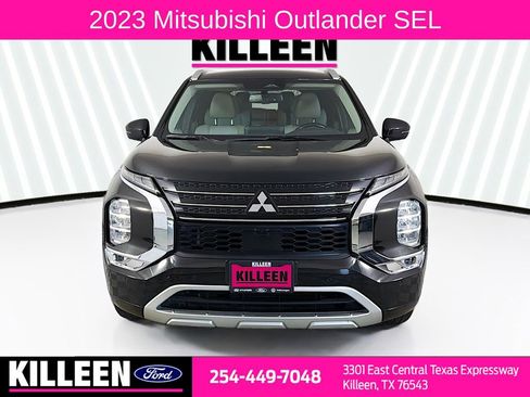 Used 2023 Mitsubishi Outlander SEL FWD image 2
