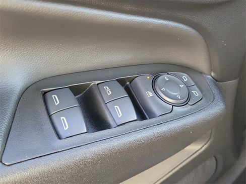 Used 2022 Chevrolet Equinox LT image 15