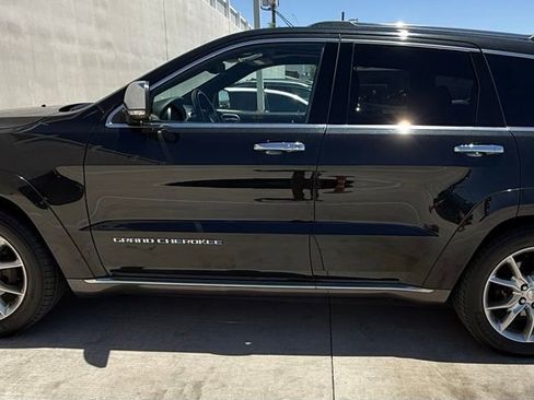 Used 2016 Jeep Grand Cherokee Summit AWD/4WD image 4