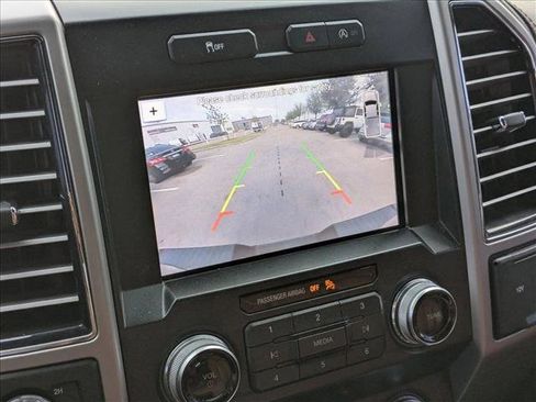 Used 2019 Ford F150 King Ranch image 12