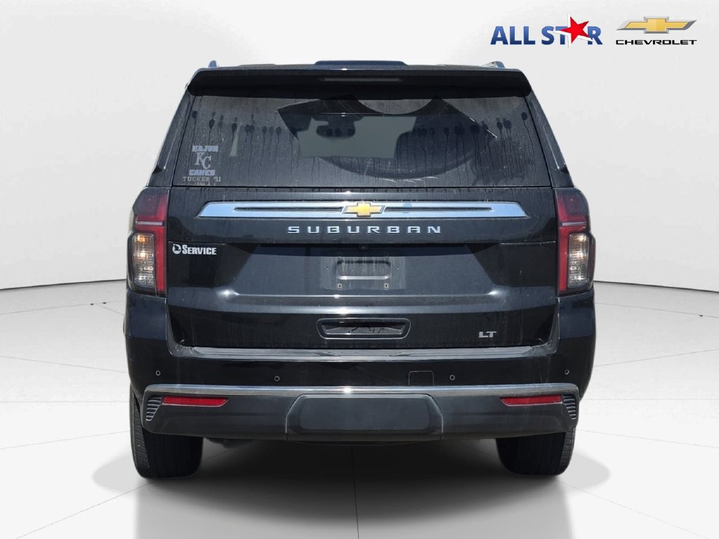 Used 2022 Chevrolet Suburban LT w/ LT Signature Plus Package RWD image 4