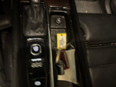 Used 2018 Volvo XC60 T6 Inscription w/ Luxury Seat Package image 12