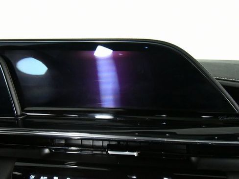 Used 2023 Cadillac Escalade ESV Sport w/ LPO, ONYX Package image 12