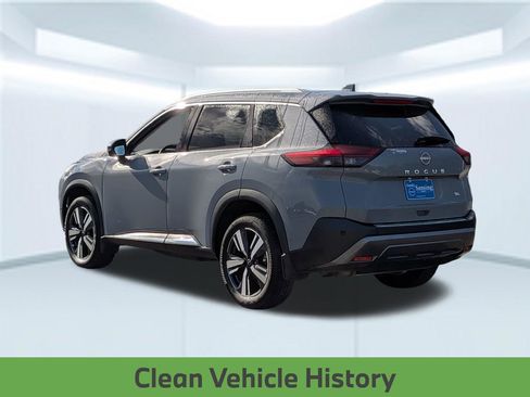 Used 2023 Nissan Rogue SL w/ SL Premium Package image 4