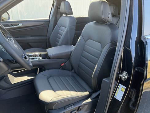 New 2026 Volkswagen Atlas Cross Sport SEL image 23