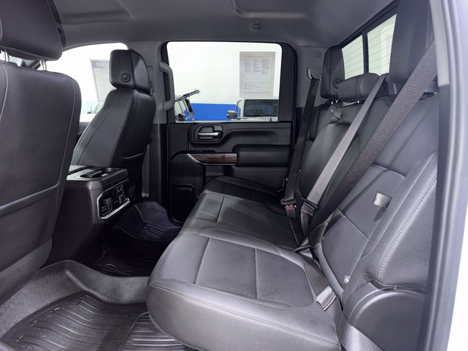 Used 2023 GMC Sierra 3500 SLT w/ SLT Premium Package AWD/4WD image 26