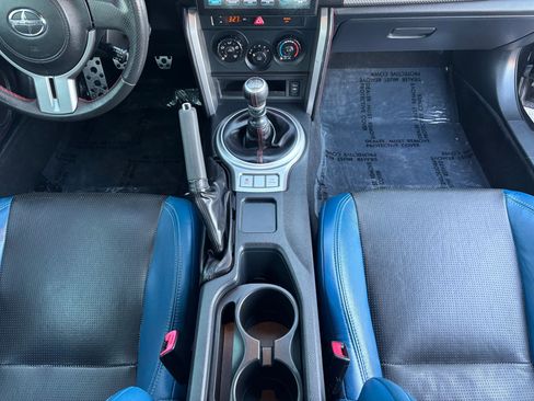 Used 2015 Scion FR-S image 30