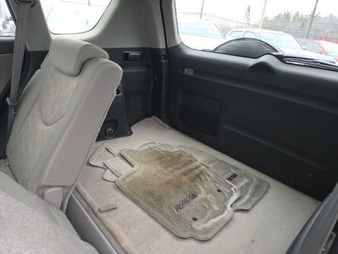 Used 2011 Toyota RAV4 4WD w/ Base L4 Extra Value Pkg image 21