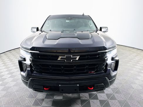 Used 2023 Chevrolet Silverado 1500 LT Trail Boss AWD/4WD image 2