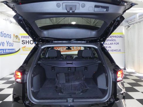 Used 2023 Chevrolet Equinox LT image 27