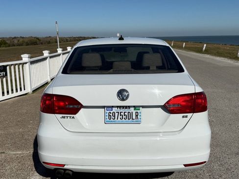Used 2014 Volkswagen Jetta SE image 6