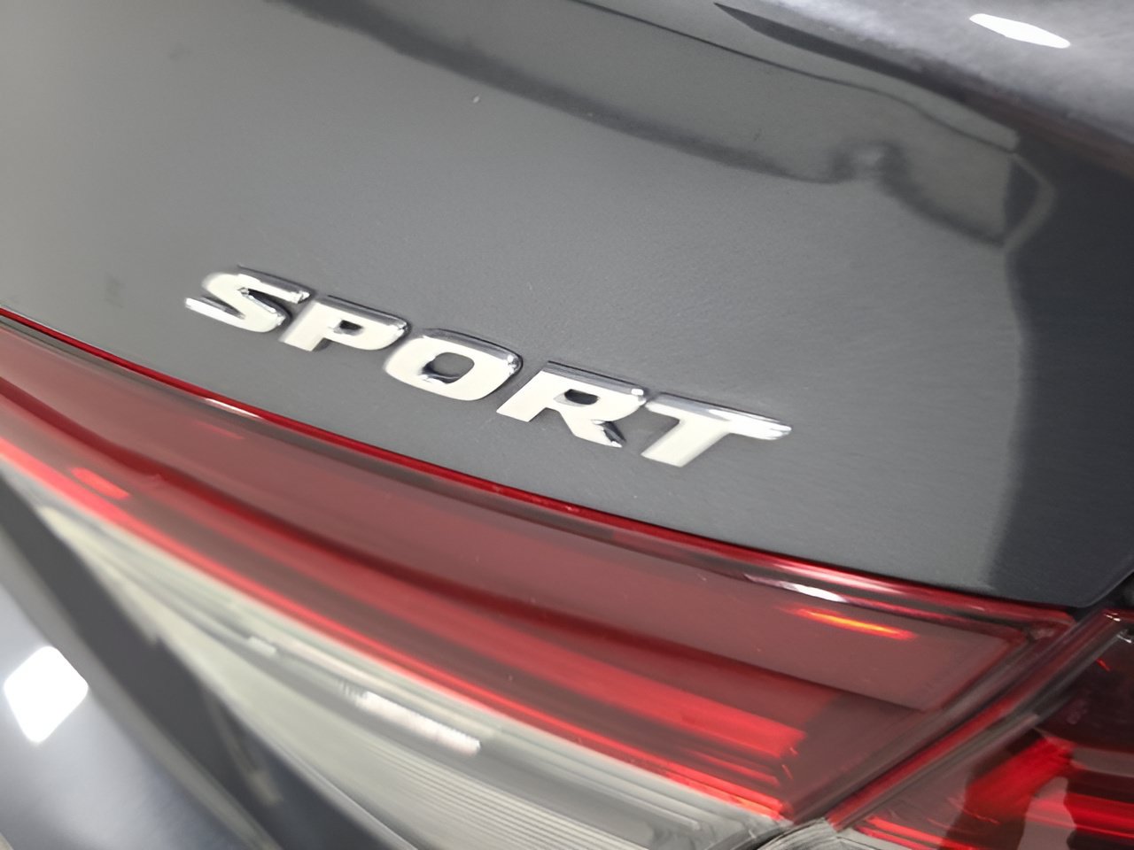 Used 2025 Honda Civic Sport image 8