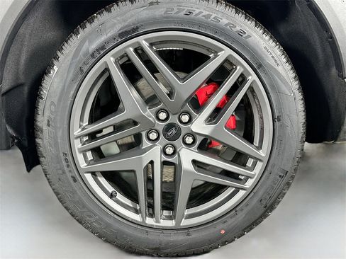 New 2026 Ford Explorer ST-Line w/ ST-Line Street Pack image 32