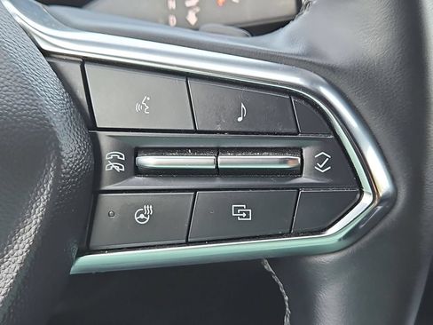 Used 2025 Chevrolet Equinox LT AWD/4WD image 22