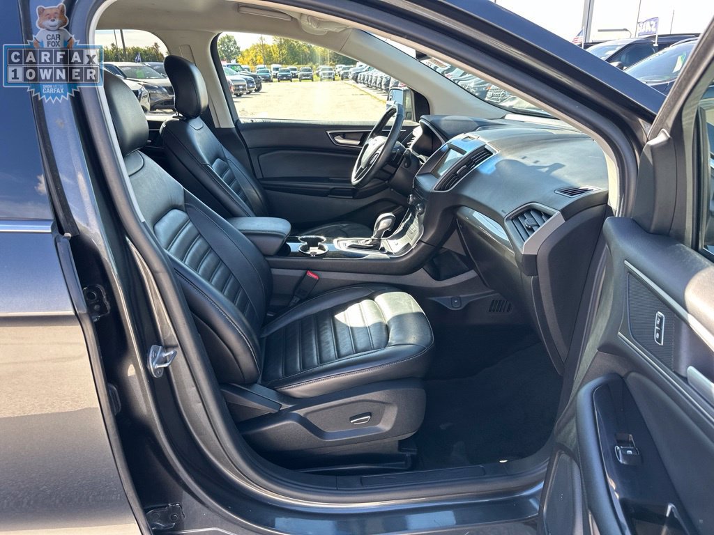 Used 2016 Ford Edge SEL w/ Equipment Group 201A AWD/4WD image 19