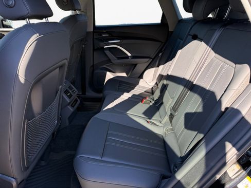 New 2025 Audi Q5 Premium Plus image 13