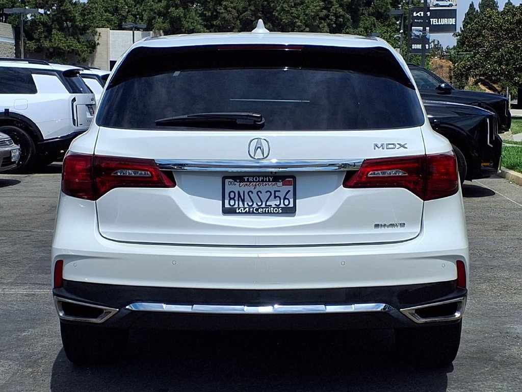 Used 2020 Acura MDX w/ Technology Package AWD/4WD image 3