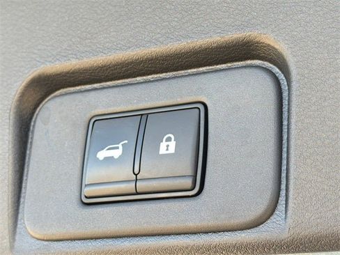 Certified 2024 Nissan Rogue SV image 12