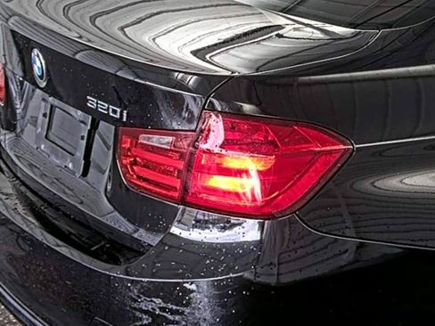 Used 2015 BMW 320i Sedan RWD image 7