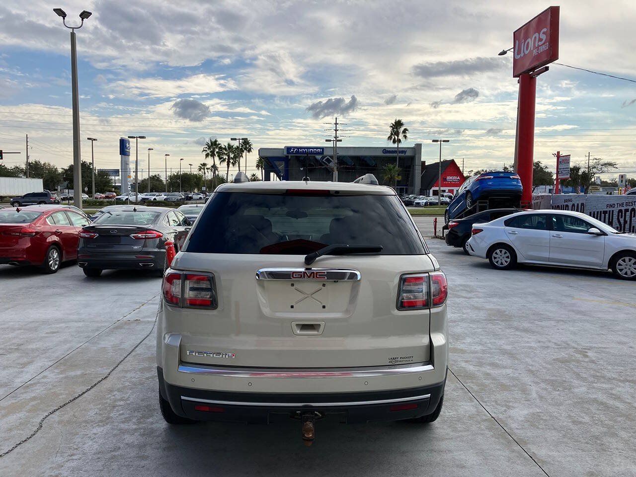 Used 2014 GMC Acadia SLE FWD image 14